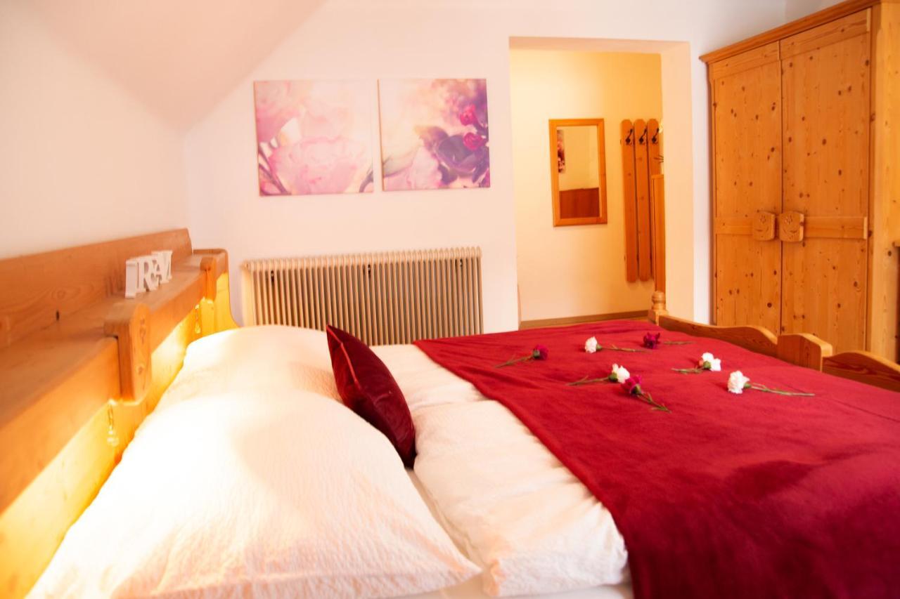 Apartments Marie B Hallstatt Esterno foto
